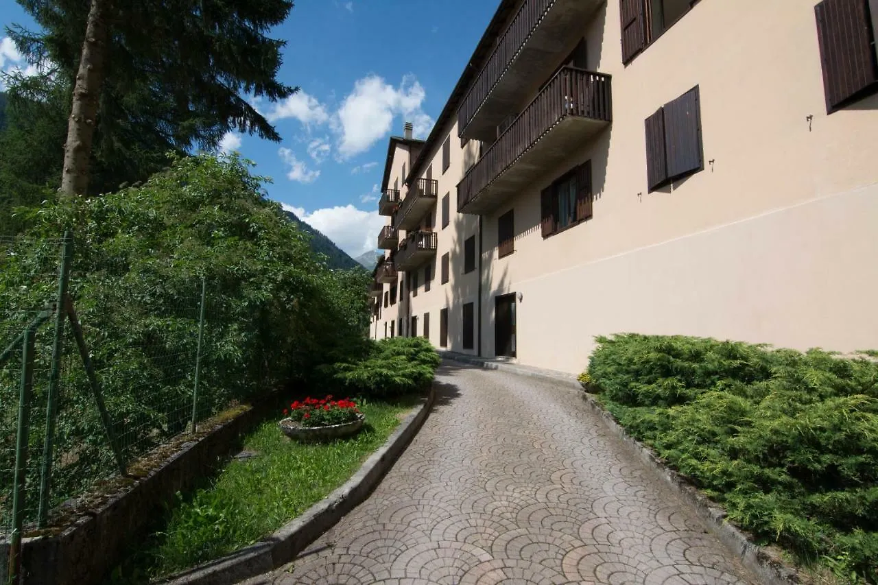 Appartamento Isabella - Residence Montesole Ponte Di Legno Italia